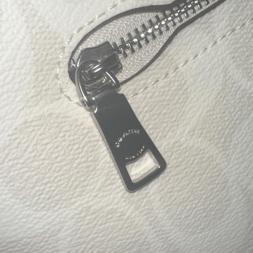 Coach Gallery Tote in Signature Canvas-Silver/Chalk/Mist (Lavender). CH504 - Picture 12 of 13